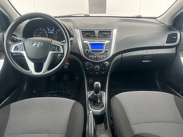 Hyundai Solaris, 2011г, передний привод, механика