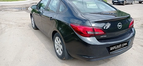 Opel Astra, 2014г, передний привод, автомат
