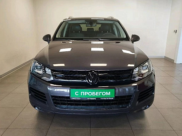 Volkswagen Touareg, 2010г, передний привод, автомат