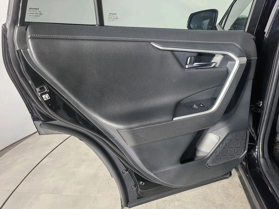 Toyota RAV4, 2021г., полный привод, автомат