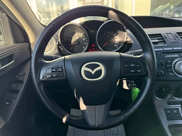 Mazda 3, 2011г, передний привод, автомат