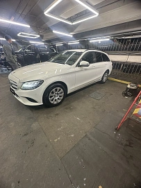 Mercedes-Benz C-Класс, 2019г, задний привод, автомат