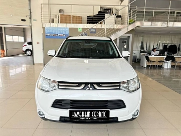 Mitsubishi Outlander, 2012г, полный привод, вариатор