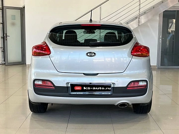 Kia Ceed, 2015г, передний привод, автомат