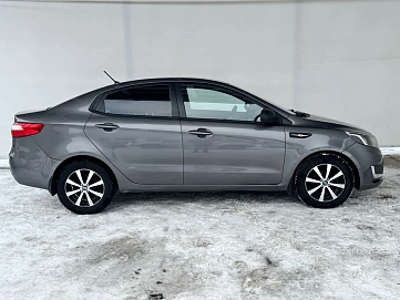 Kia Rio, 2015г, передний привод, автомат