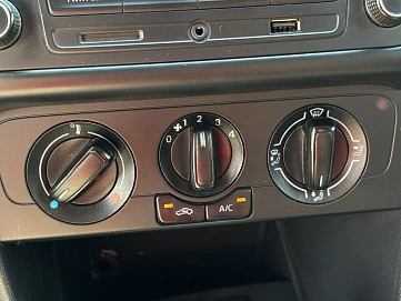 Volkswagen Polo, 2019г., передний привод, автомат