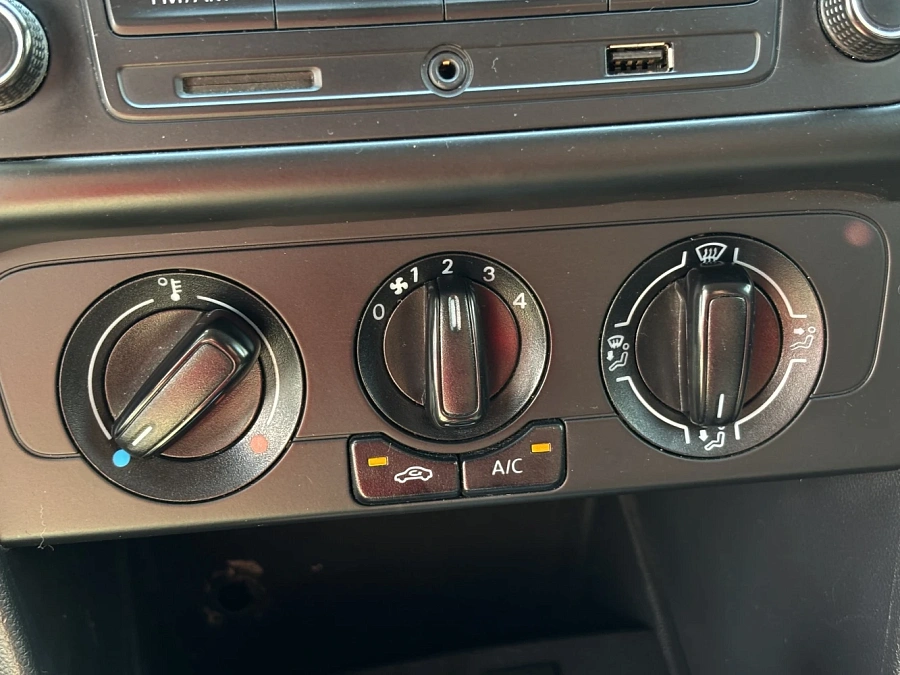 Volkswagen Polo, 2019г., передний привод, автомат