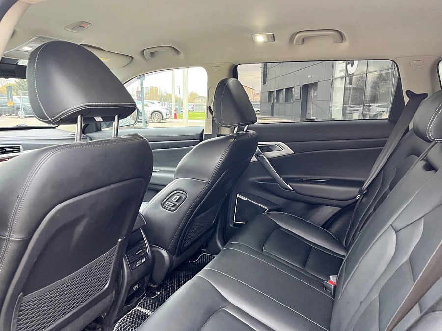 Geely Atlas, 2019г., передний привод, автомат