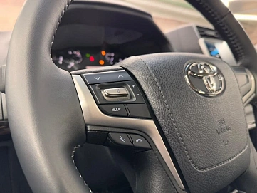 Toyota Land Cruiser Prado, 2022г, полный привод, автомат