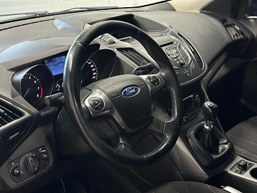 Ford Kuga, 2013г, передний привод, механика