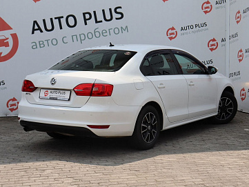 Volkswagen Jetta, 2014г, передний привод, автомат