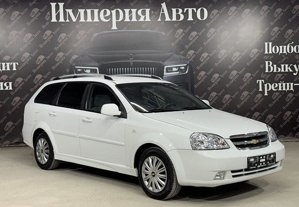 Chevrolet Lacetti, 2012г., передний привод, механика