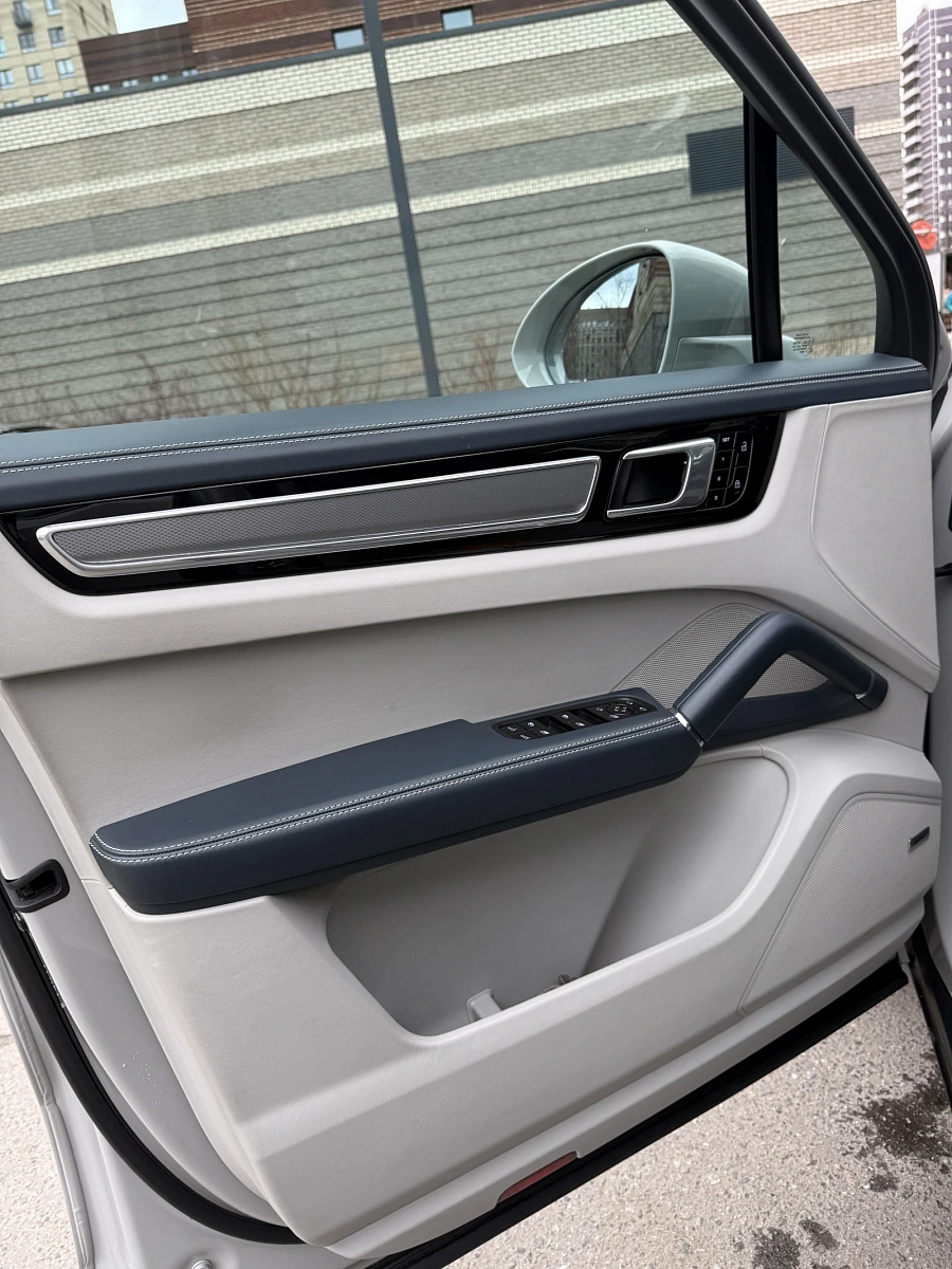 Porsche Cayenne, 2021г., полный привод, автомат
