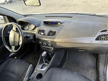 Renault Megane, 2013г, передний привод, вариатор