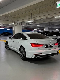 Audi A6, 2023г, полный привод, робот