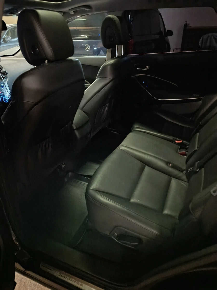 Hyundai Santa Fe, 2017г., полный привод, автомат