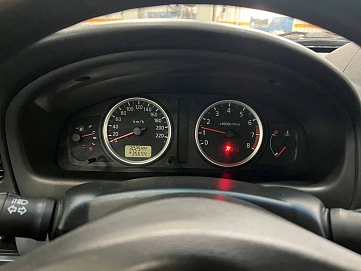 Nissan Almera, 2006г, передний привод, механика