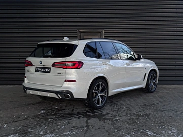 BMW X5, 2019г, полный привод, автомат