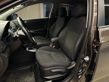 Hyundai Solaris, 2016г, передний привод, автомат