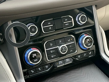 GMC Yukon, 2022г, полный привод, автомат