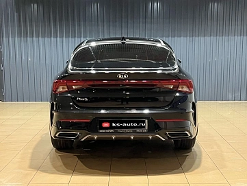 Kia K5, 2021г, передний привод, автомат