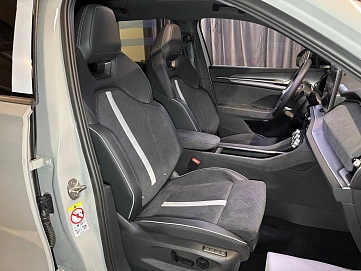 Skoda Kodiaq, 2025г, полный привод, робот