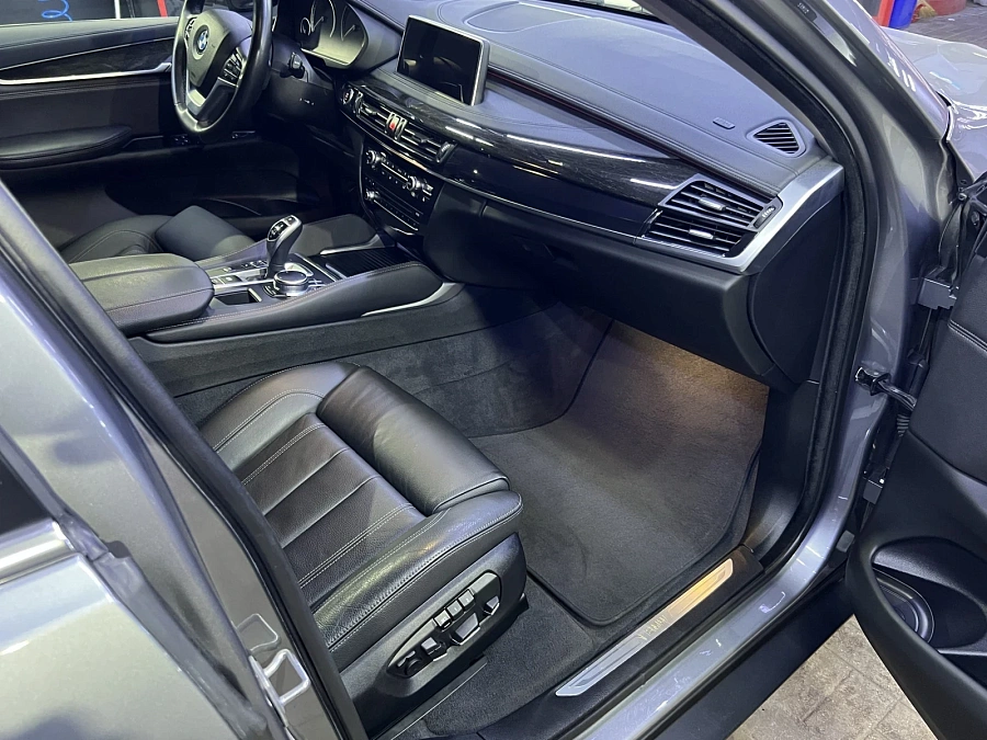 BMW X6, 2018г., полный привод, автомат