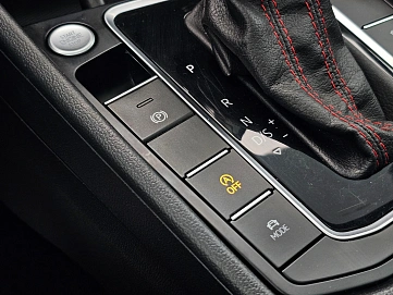 Volkswagen Jetta, 2019г., передний привод, робот