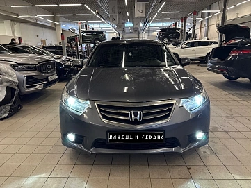 Honda Accord, 2011г, передний привод, автомат
