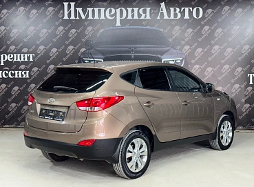 Hyundai ix35, 2014г, передний привод, автомат