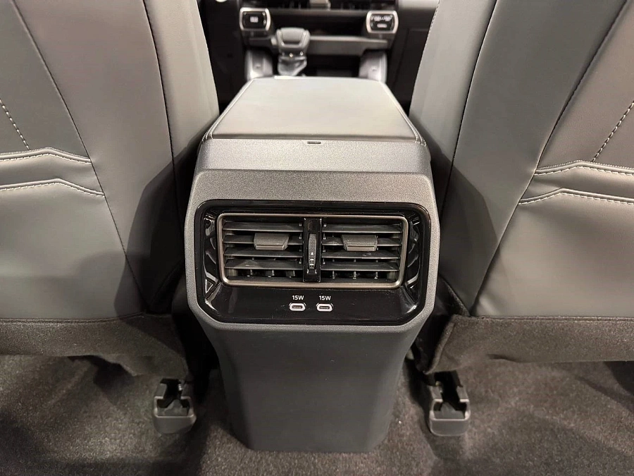 Toyota RAV4, 2025г., полный привод, вариатор