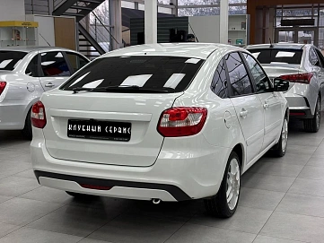 Lada (ВАЗ) Granta, 2019г, передний привод, автомат