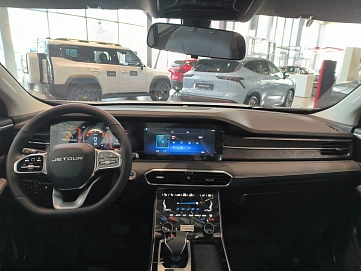 Jetour X90 PLUS, 2023г, передний привод, робот