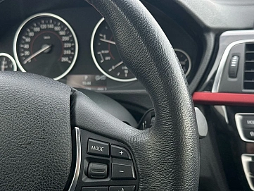 BMW 3 серии, 2018г, задний привод, автомат