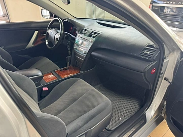 Toyota Camry, 2008г, передний привод, автомат