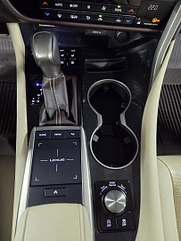 Lexus RX, 2020г, полный привод, автомат