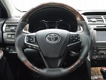 Toyota Camry, 2015г, передний привод, автомат