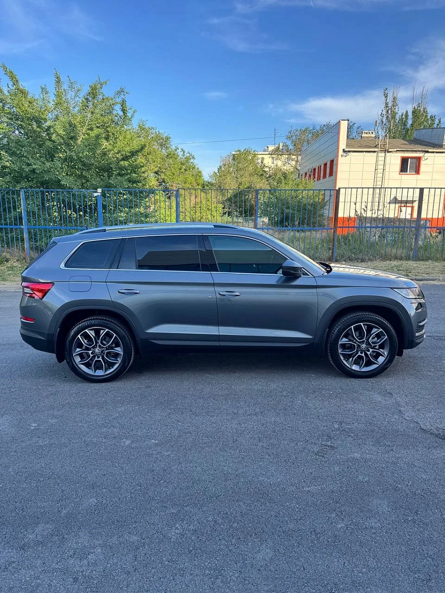 Skoda Kodiaq, 2021г., полный привод, робот