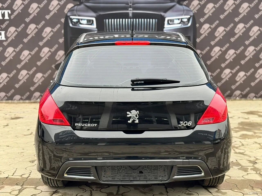Peugeot 308, 2009г., передний привод, автомат