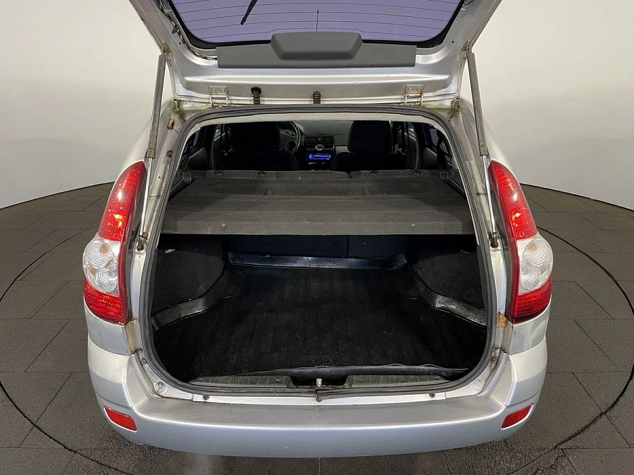 Lada (ВАЗ) Priora, 2011г., передний привод, механика