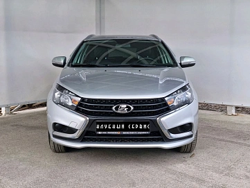 Lada (ВАЗ) Vesta, 2022г, передний привод, механика