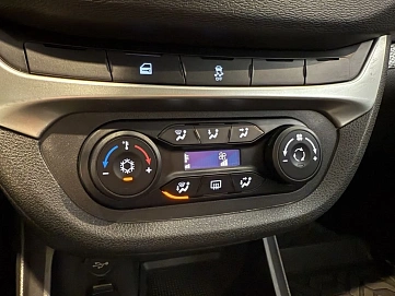 Lada (ВАЗ) Vesta, 2021г, передний привод, механика