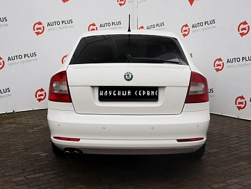 Skoda Octavia, 2010г, передний привод, робот