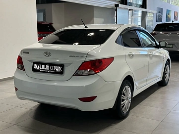 Hyundai Solaris, 2013г, передний привод, автомат