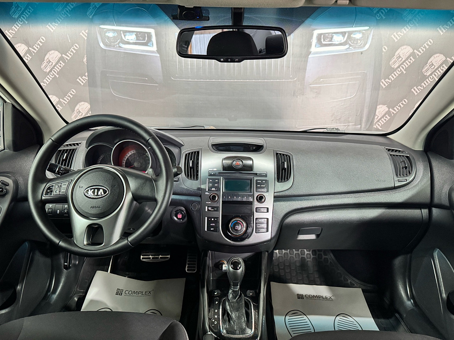 Kia Cerato, 2012г., передний привод, автомат
