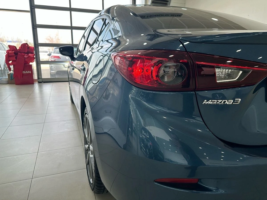 Mazda 3, 2017г., передний привод, автомат