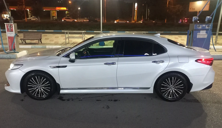 Toyota Camry, 2018г., передний привод, автомат