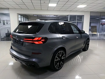 BMW X5, 2025г, полный привод, автомат