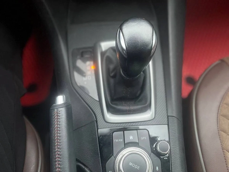 Mazda 3, 2013г., передний привод, автомат