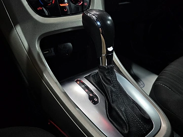 Opel Astra, 2011г, передний привод, автомат